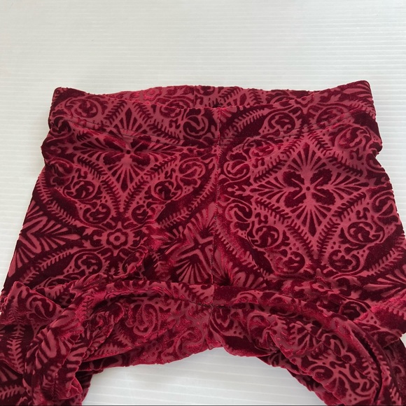 BlackMilk Burned Velvet Wine Leggings, S - Picture 5 of 9